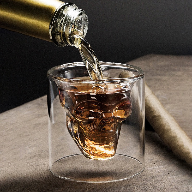 Creative Glass Skull Beer Mug  - Wine To Beer To Liquor recensione e prezzo