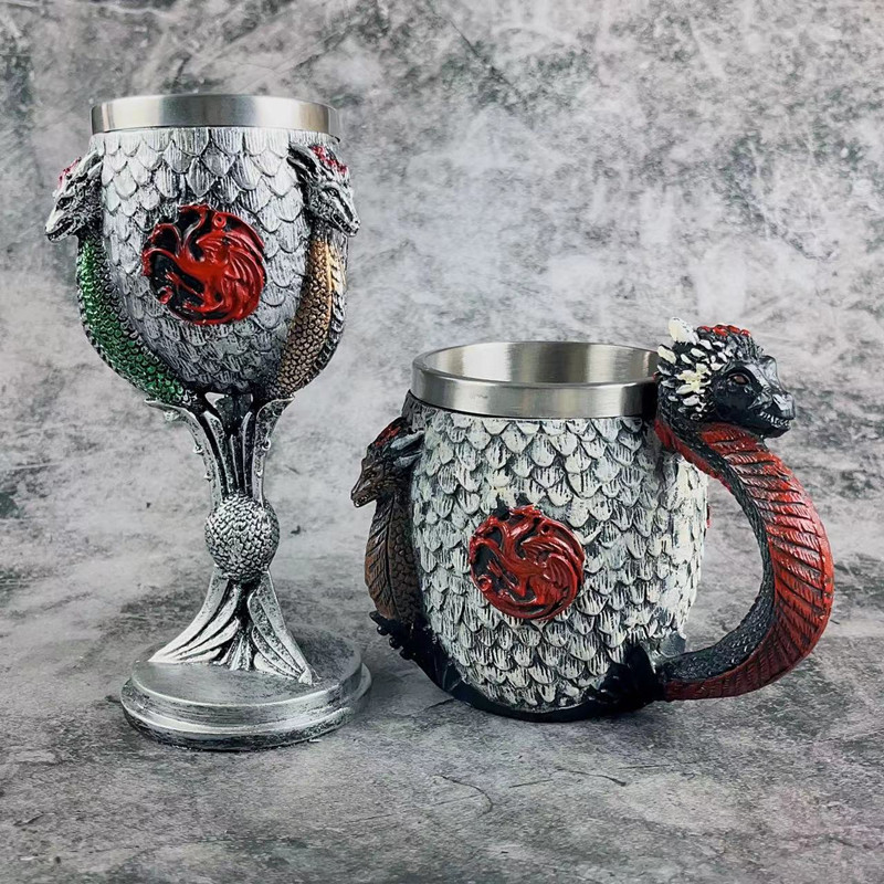 Stainless Steel Resin Thrones  - Wine Beer Europe recensione e prezzo